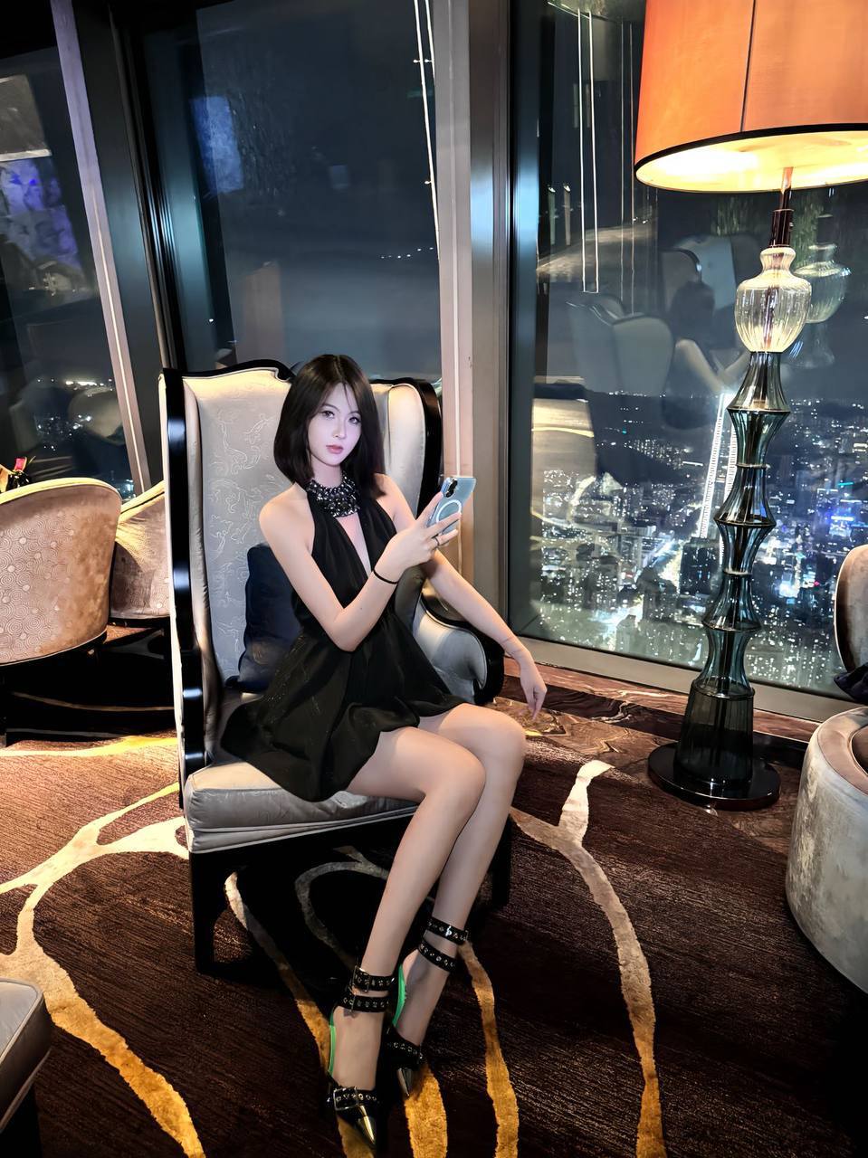 职业车展模特Alnea