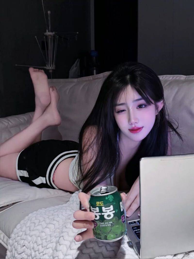 满满氛围感Jovie