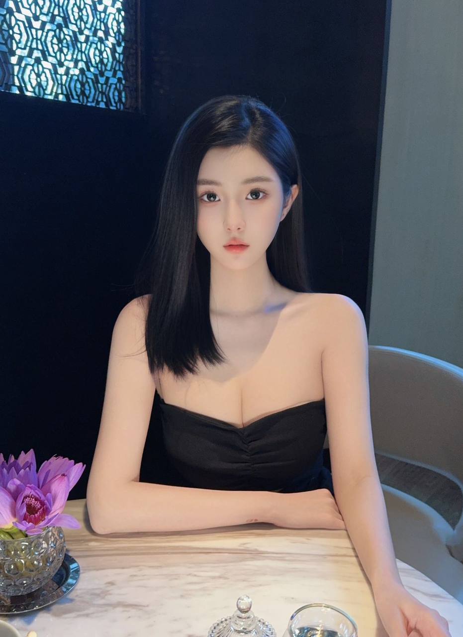 十足御姐范Milah