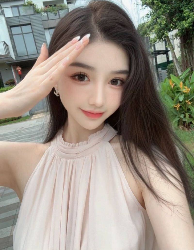 美腿天花板洛茜