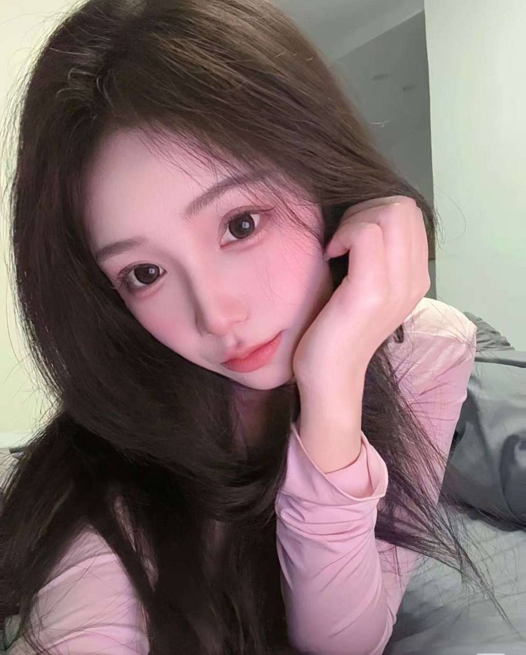 白皙小学妹蕾安