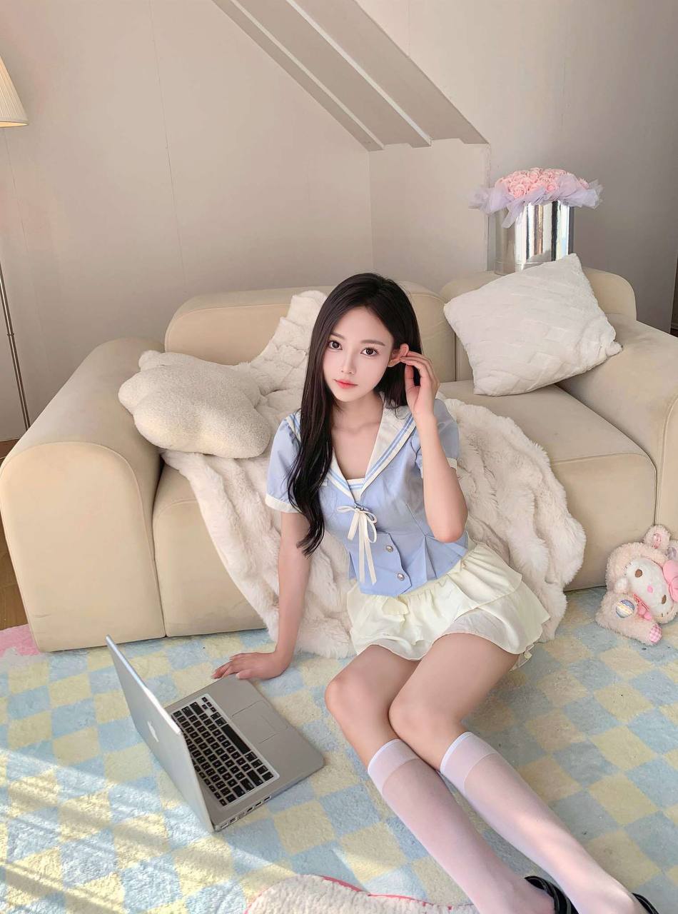 甜美惹人爱佳梦