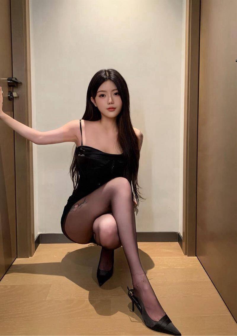韩系在读美少女茱莉