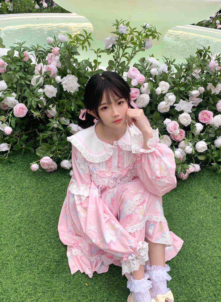 艺术学院学生黛拉