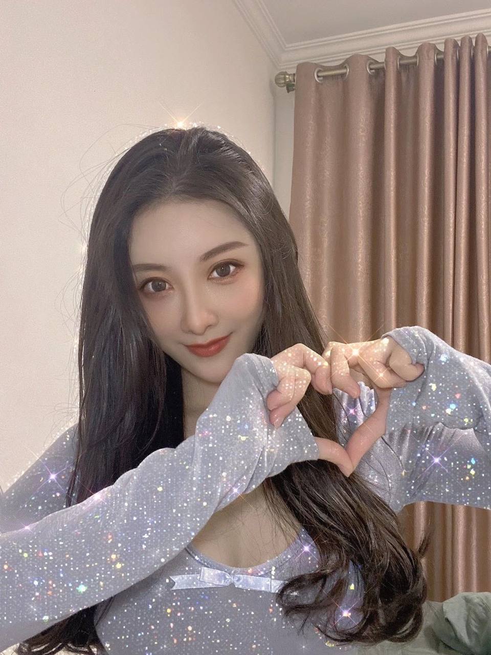 高挑长腿小姐姐Elyra