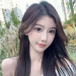 治愈感美女Avely